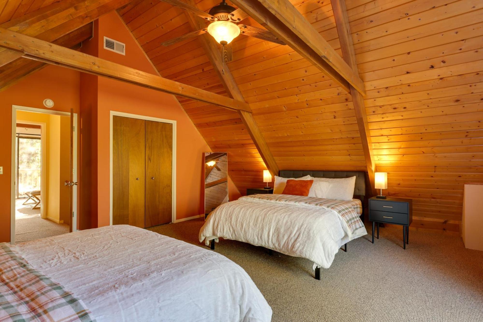 Spacious Groveland Cabin With Wraparound Deck! ภายนอก รูปภาพ
